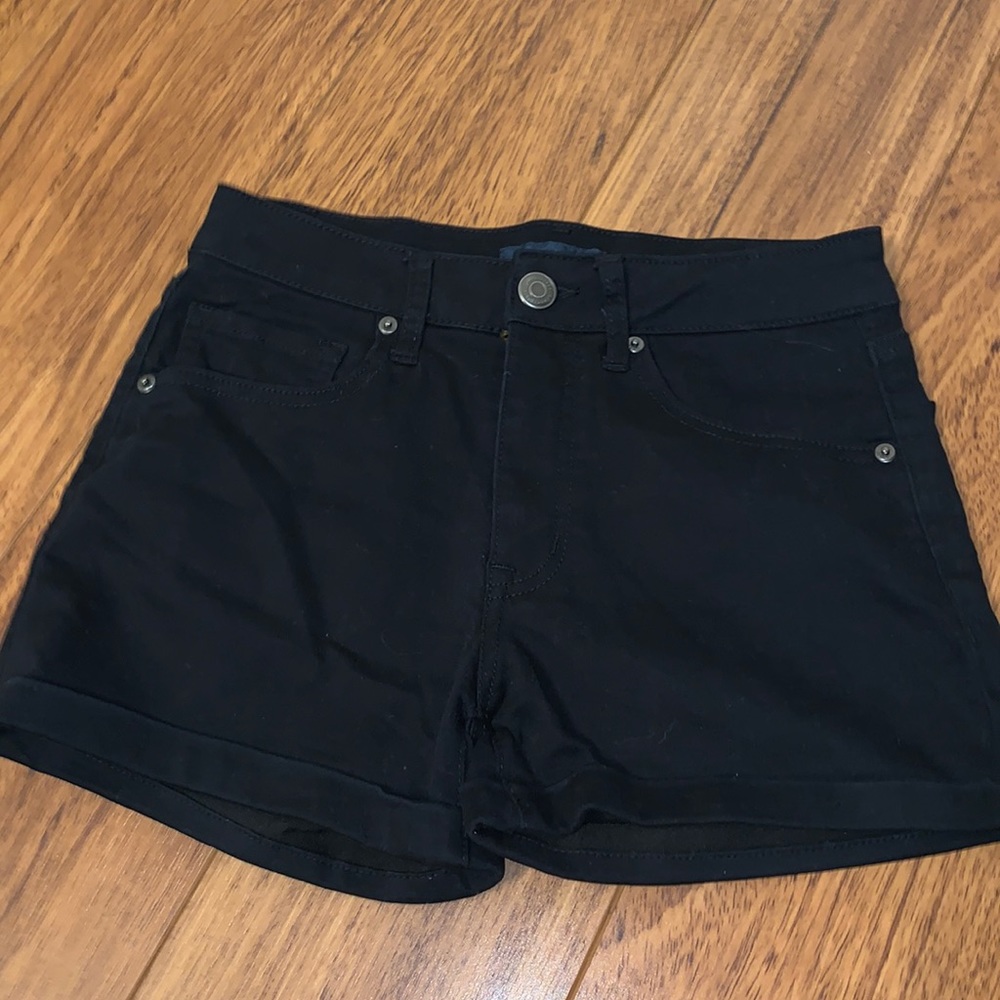 NWOT Aeropostale Black Jean Shorts - size 4
